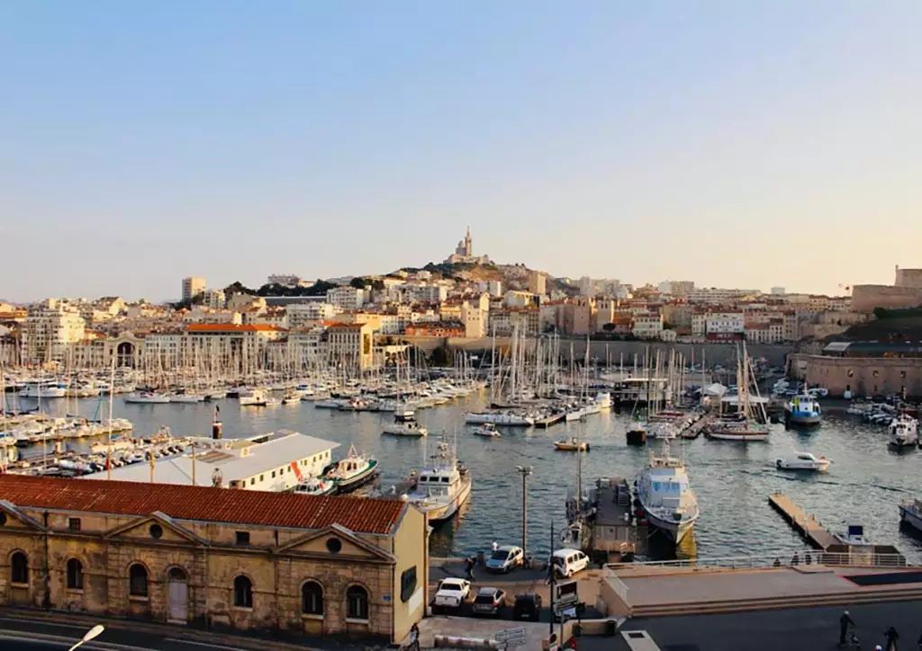 Marseille, la butte et le truand