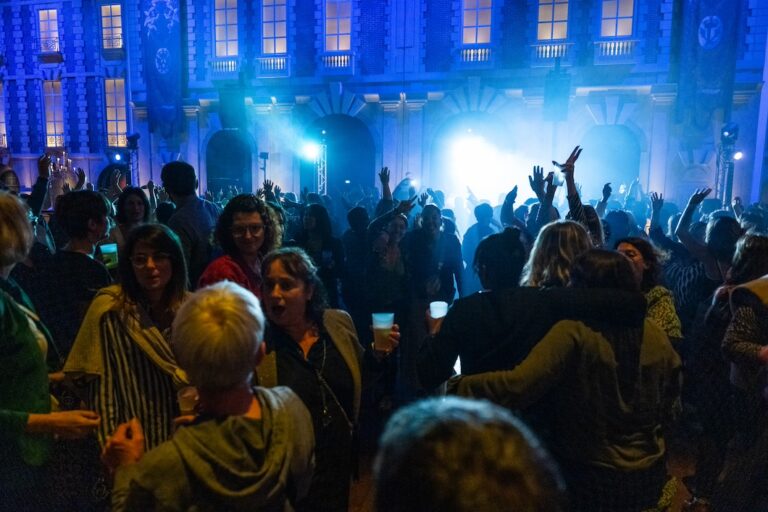 Soirée - Passage de relais